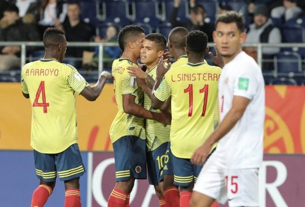 Colombia, a octavos con goleada - Deportes - ABC Color