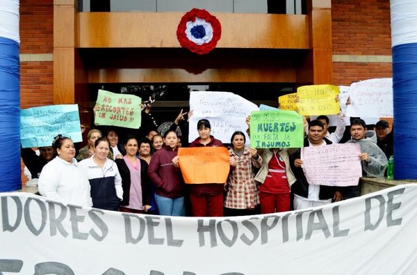 Solo aprueban G. 2.000 millones para Clínicas - Edicion Impresa - ABC Color