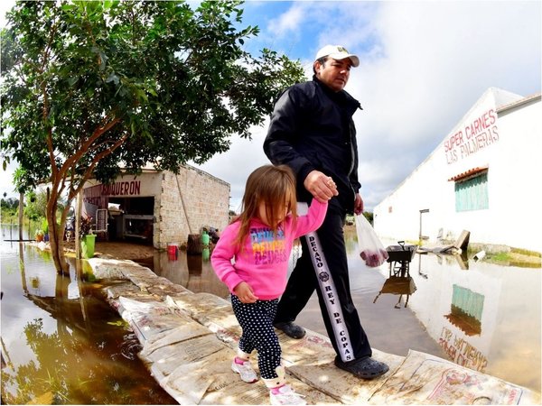 La inundación golpea el movimiento de la economía en la ciudad de Pilar