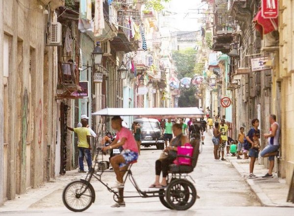 Cuba permite las redes de internet privadas - Edicion Impresa - ABC Color