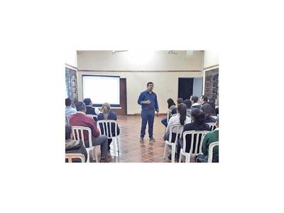 TSJE debate en los barrios sobre uso de las urnas electrónicas y el desbloqueo