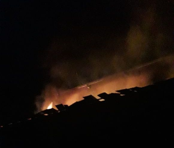 Más de 100.000 kilos de yerba destruidos tras incendio - Radio 1000 AM