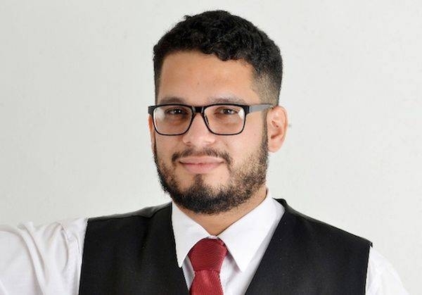 HOY / Senador querella a periodista de ABC tras acusación de intento de soborno