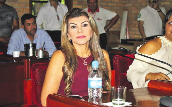 “No contraté planilleros” | Diario Vanguardia 07