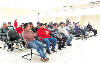Taxistas se capacitan para recibir a turistas | Diario Vanguardia 08