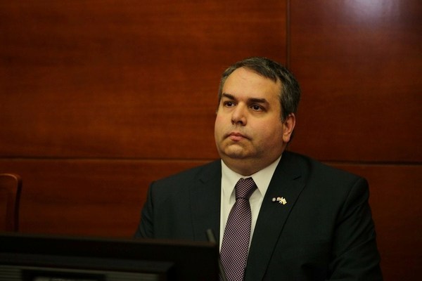Esteban Kriskovich confirma que fue destituido sin previo aviso