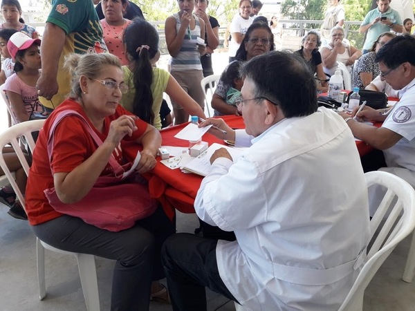 Ciudad Mujer Móvil brinda servicios comunitarios a damnificados por crecida - ADN Paraguayo