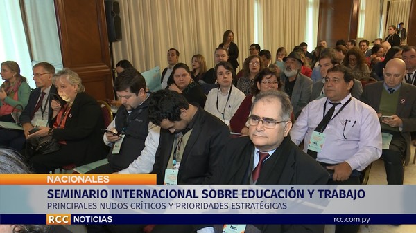 Gobierno busca educar con enfoque al trabajo acorde a exigencias globales