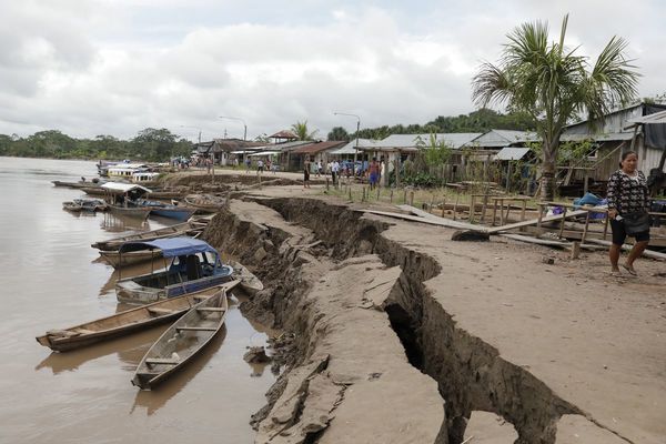 El Salvador toma precauciones tras sismo de 6,6