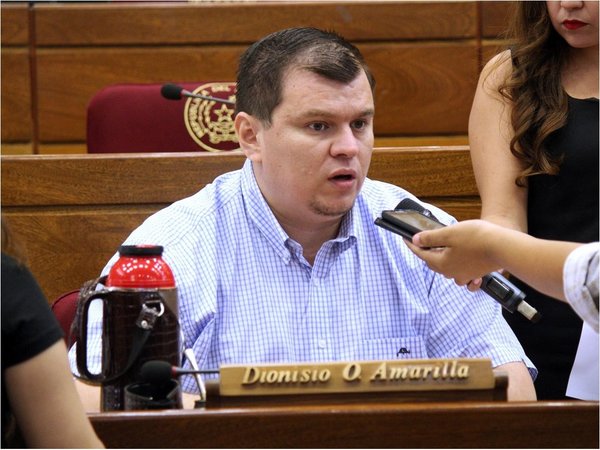 Senadores no se presentan a sesión y evitan debate sobre Dionisio Amarilla