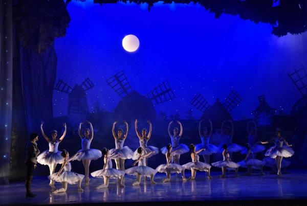 Gala de ballet en solidaridad con Migliorisi - Espectaculos - ABC Color