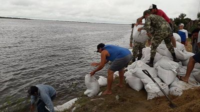 Tras inconveniente con maquinaria, siguen trabajos de dragado en Pilar