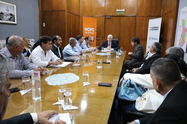 Articulan acciones para la reparación de caminos vecinales en Cordillera - ADN Paraguayo