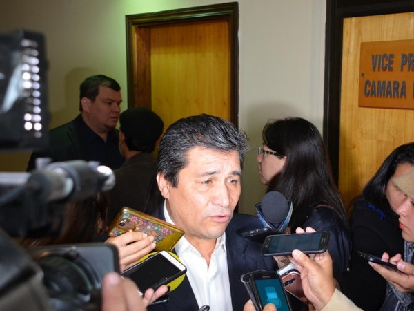 Suspensión de licitación en IPS: 'no sé en qué influyó la gestión Dionisio Amarilla', dice Lanzoni  - Radio 1000 AM