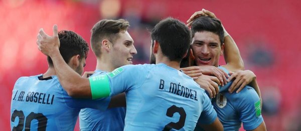 Uruguay pasa a octavos como primera de grupo - Deportes - ABC Color