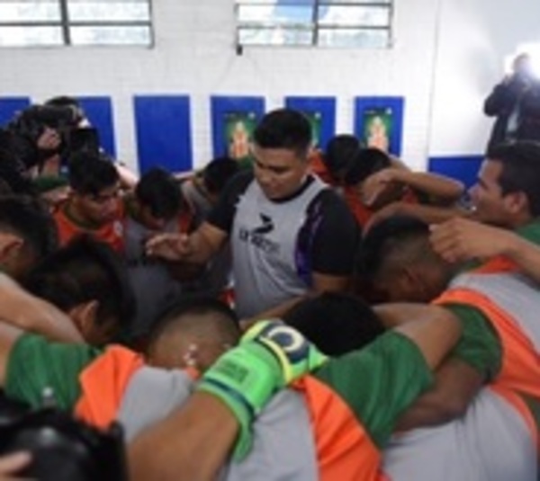 Perdieron por goleada, pero se ganaron nuestros corazones - Paraguay.com