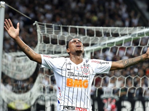 Corinthians cumple el pronóstico y avanza a octavos de final
