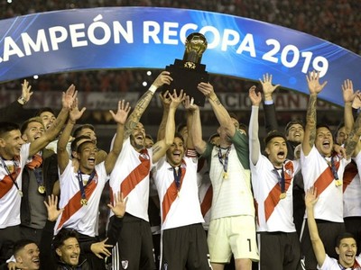 Una Copa más para River Plate  - Radio 1000 AM
