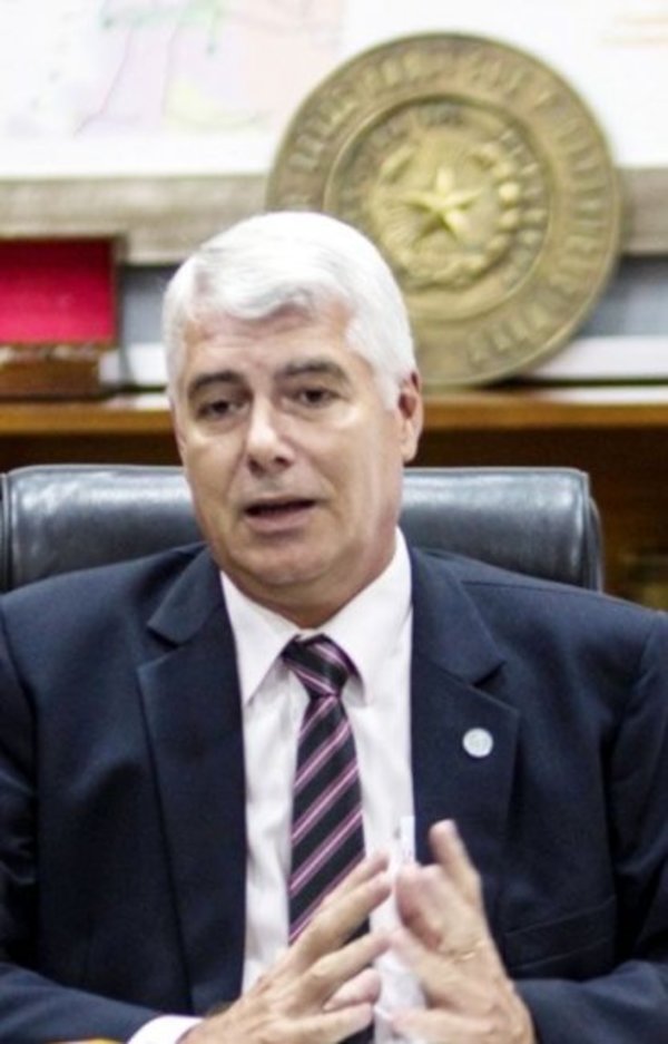 Ministro anunció medidas ante anomalías en comité - Edicion Impresa - ABC Color