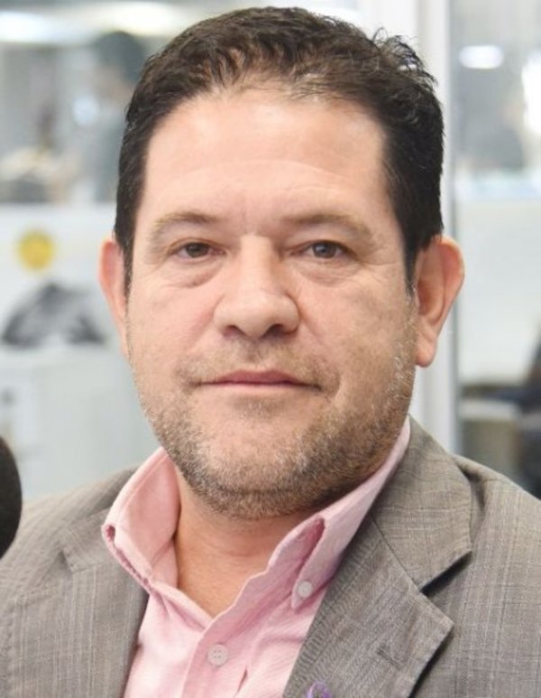 Presidente ordena investigar gestión del titular del ente - Edicion Impresa - ABC Color