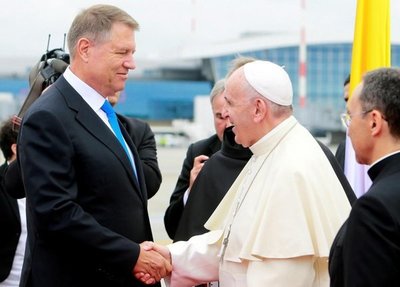 El papa visita Rumania para reforzar el diálogo con los ortodoxos - Internacionales - ABC Color