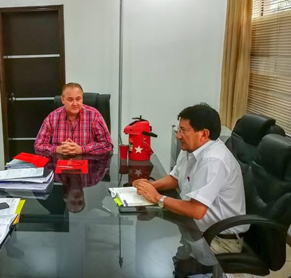Adinerados y amigos de Vaesken acaparan las becas de Posgrado de la Gobernación