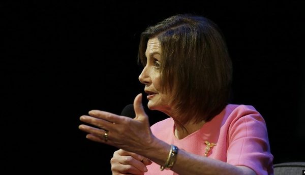 Demócratas insisten en impugnar al presidente Trump tras declaración de Mueller