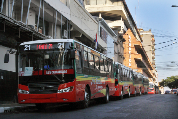Reglamentan ampliar la protección de trabajadores del transporte - ADN Paraguayo