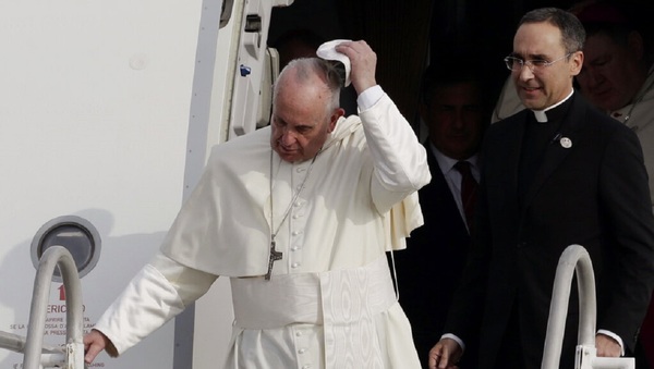 Papa visita Rumania para reforzar diálogo con ortodoxos - ADN Paraguayo