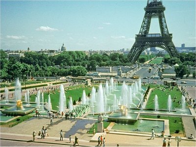 París prohíbe el tabaco en algunos parques y jardines