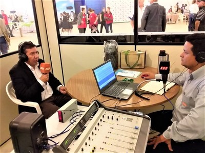 Gobernador de Boquerón suscribe acuerdo de libre comercio con Villa Montes en el marco de la Expo Pioneros