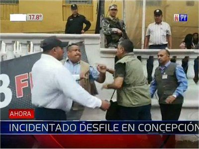 Incidentes durante desfile en Concepción