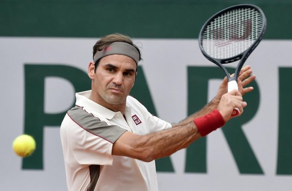 Federer alcanza los octavos en París - Deportes - ABC Color