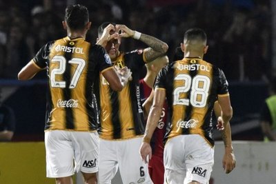 El incierto futuro de Mendoza en Guaraní - Deportes - ABC Color