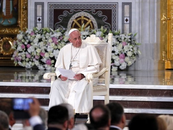 El papa denuncia la lógica del dinero y de poder que impera en el mundo