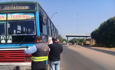 HOY / Choferes de líneas canceladas serán 'absorbidos' por nuevas empresas, con sus derechos
