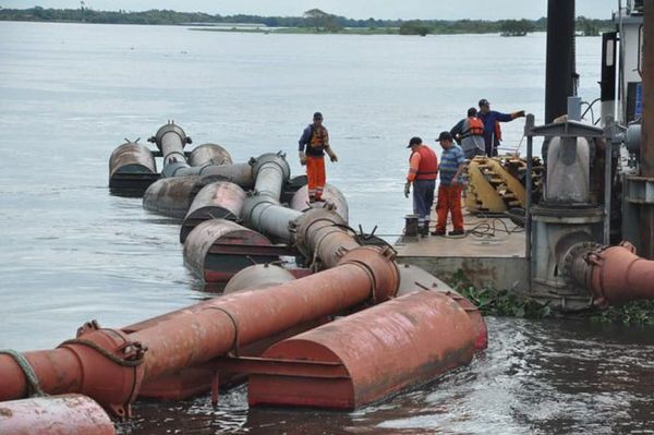 Draga de la ANNP completaría unos 4.000 m³ de refulado en Pilar