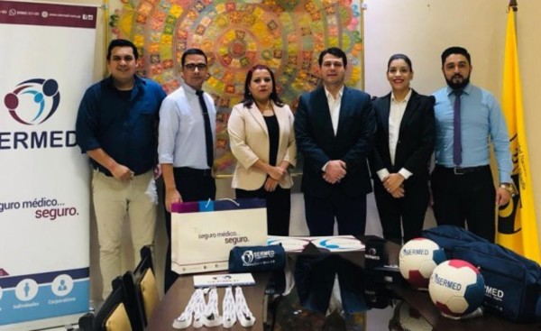 SERMED y FAFI firman convenio para estudiantes y funcionarios