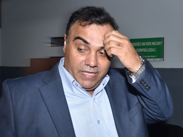Fiscalía allana vivienda en caso de Javier Díaz Verón