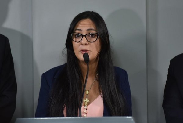 Extitular de Senabico: "Corresponde la investigación, pero estoy tranquila" » Ñanduti