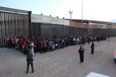 Trump castiga a México con aranceles a todos sus productos por la inmigración