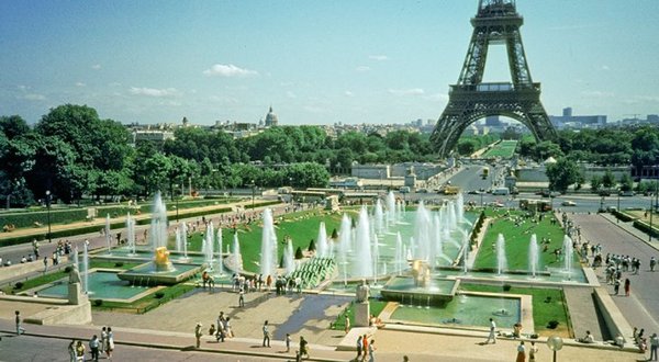París prohíbe el tabaco en algunos parques y jardines