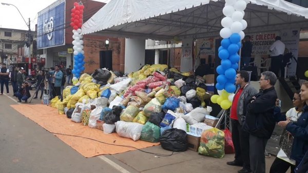 Colecta para damnificados del Chaco en Coronel Oviedo - Nacionales - ABC Color