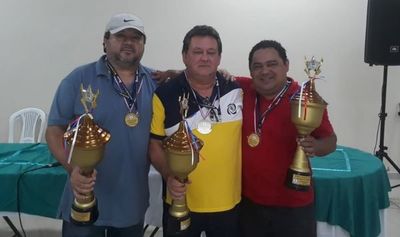 Torneo de truco en Nueva Italia - Deportes - ABC Color