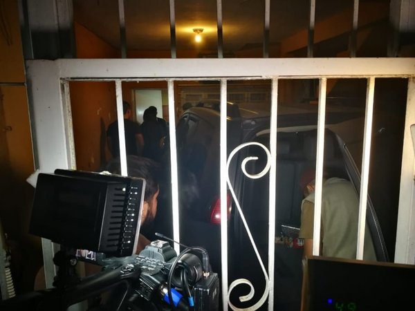 Allanan vivienda contigua a la de Díaz Verón - Nacionales - ABC Color