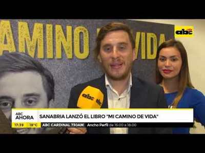 Sanabría lanzó el libro Mi camino de vida - Tv - ABC Color