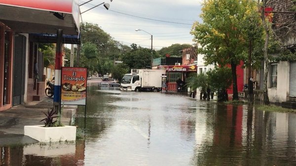 Tras 15 días, río desciende 2 cm - Nacionales - ABC Color