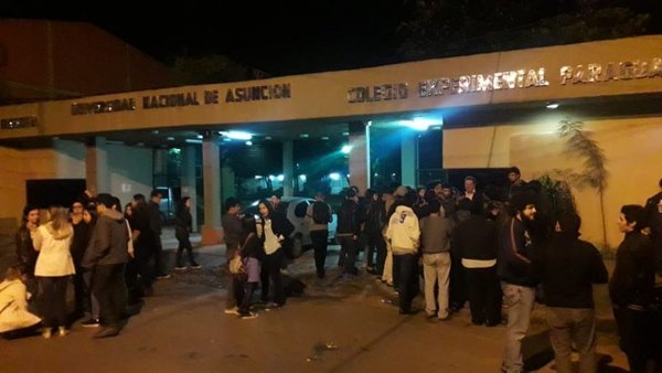 Denuncian irregularidades en elecciones de Filosofía-UNA - Nacionales - ABC Color
