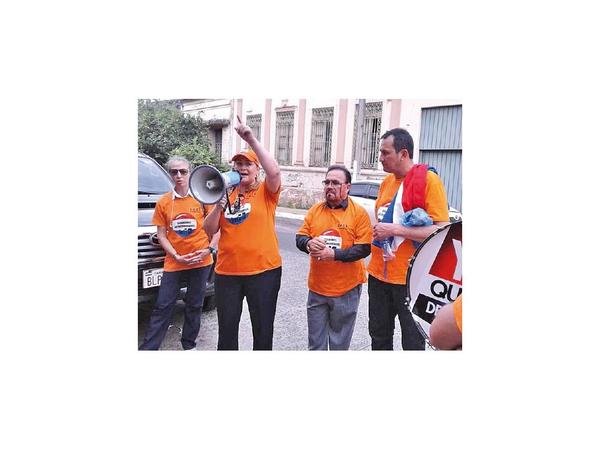“Hurreros” tienen privilegios, afirman