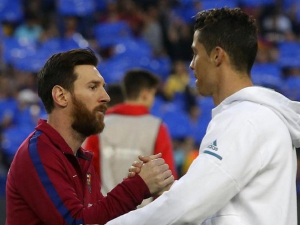 Messi echa de menos a Cristiano, Iniesta y Xavi